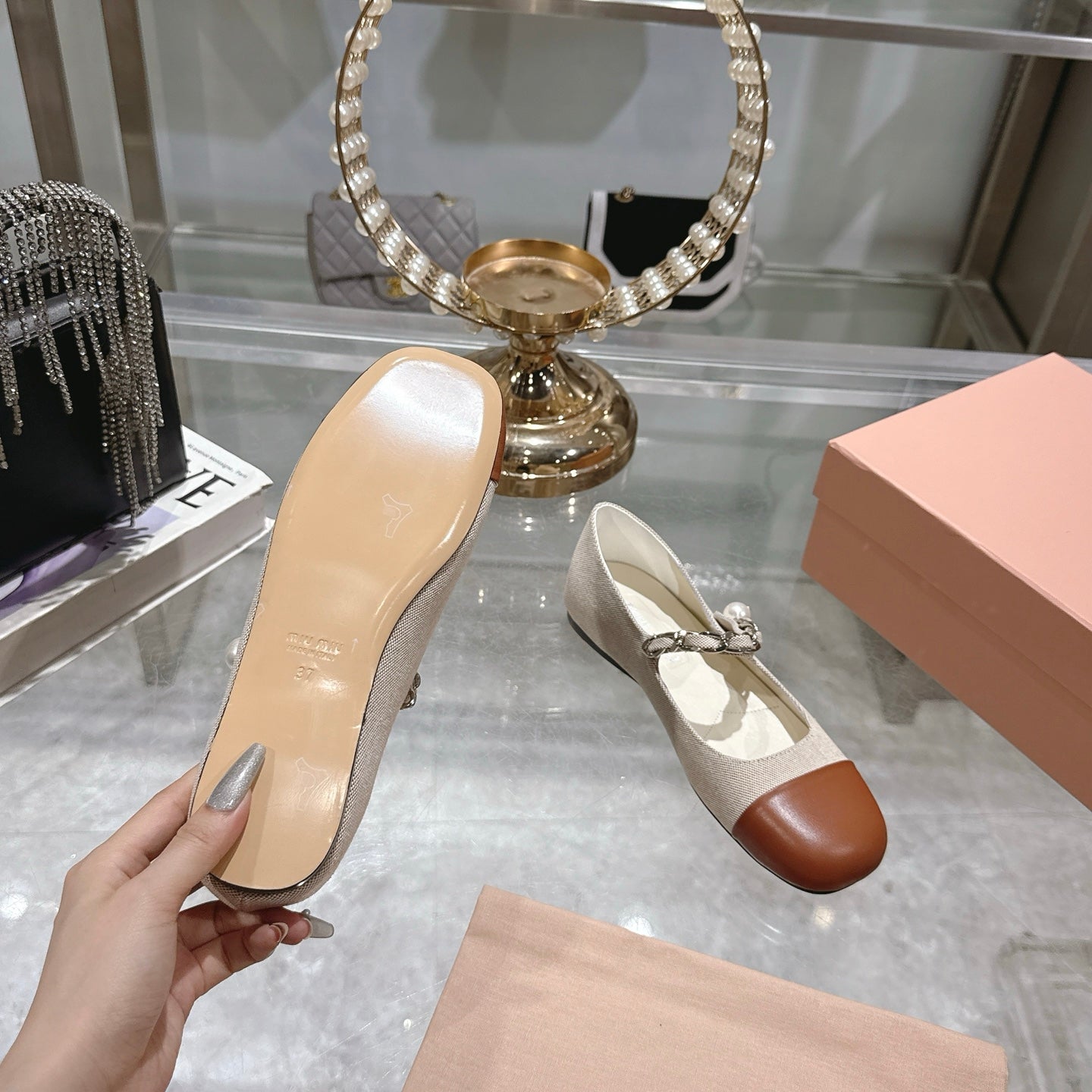 Miu 25C Mary Jane Flat Beige Cream Mix Brown Fabric 235369