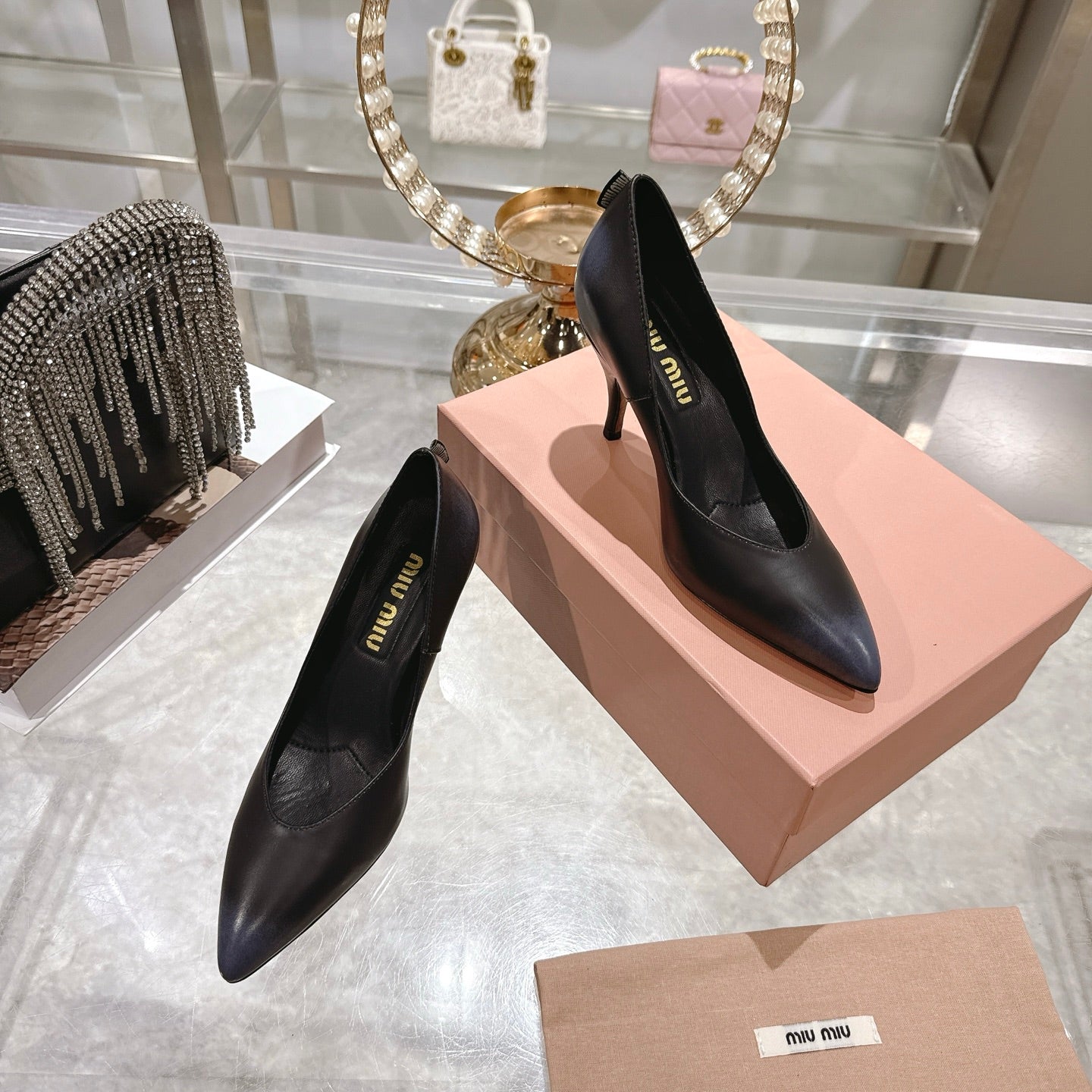 Miu High Heel Pumps Black Sheepskin 592078