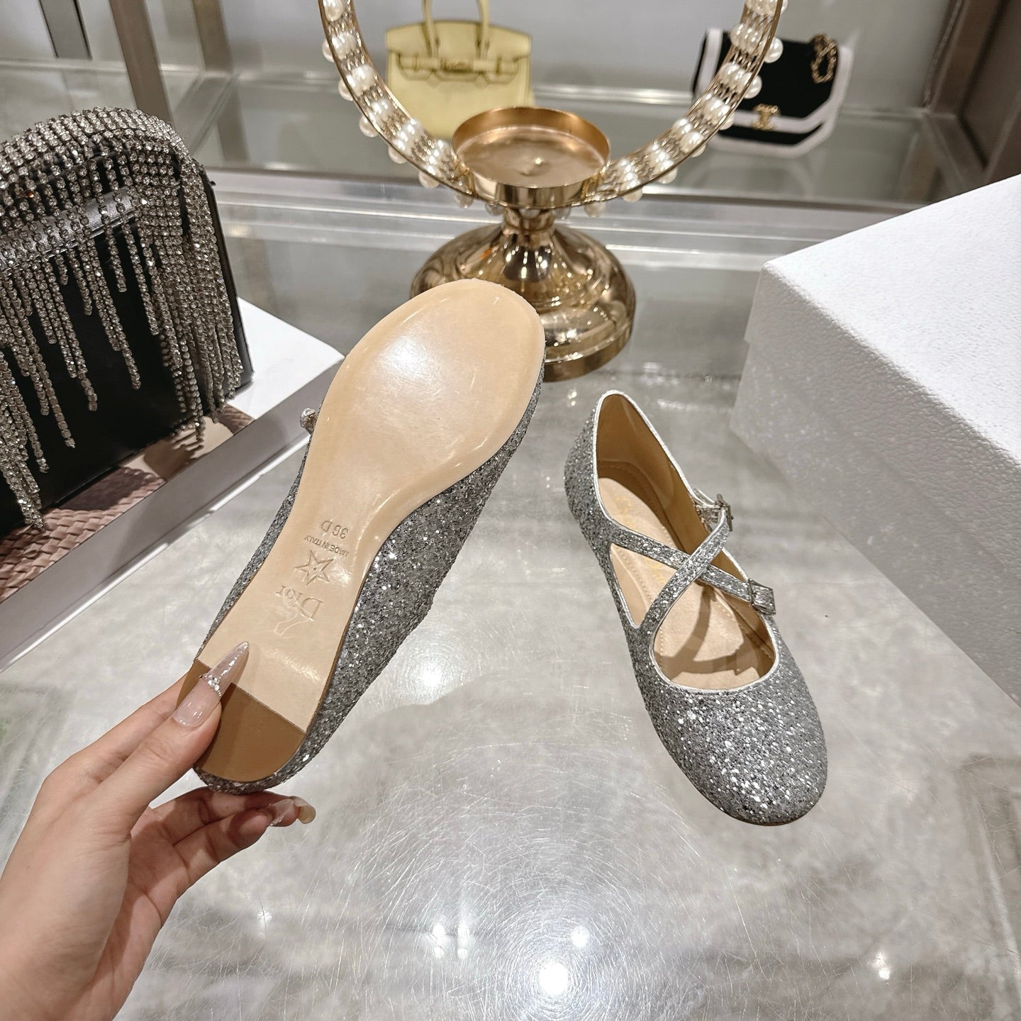 CD 26 Ballet Flats Gray Leather With Sequins 592216