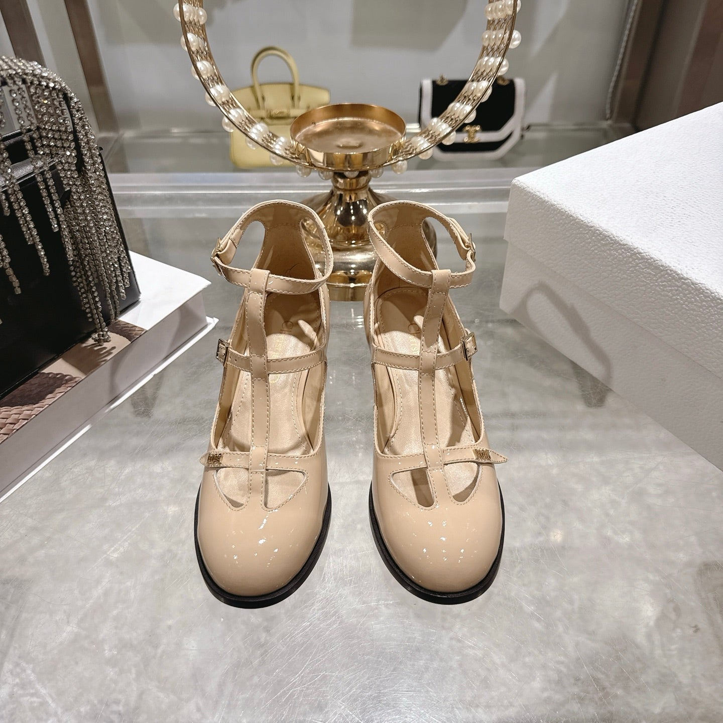 CD 26 Heel Mary Jane 40 Beige Patent Leather 592221