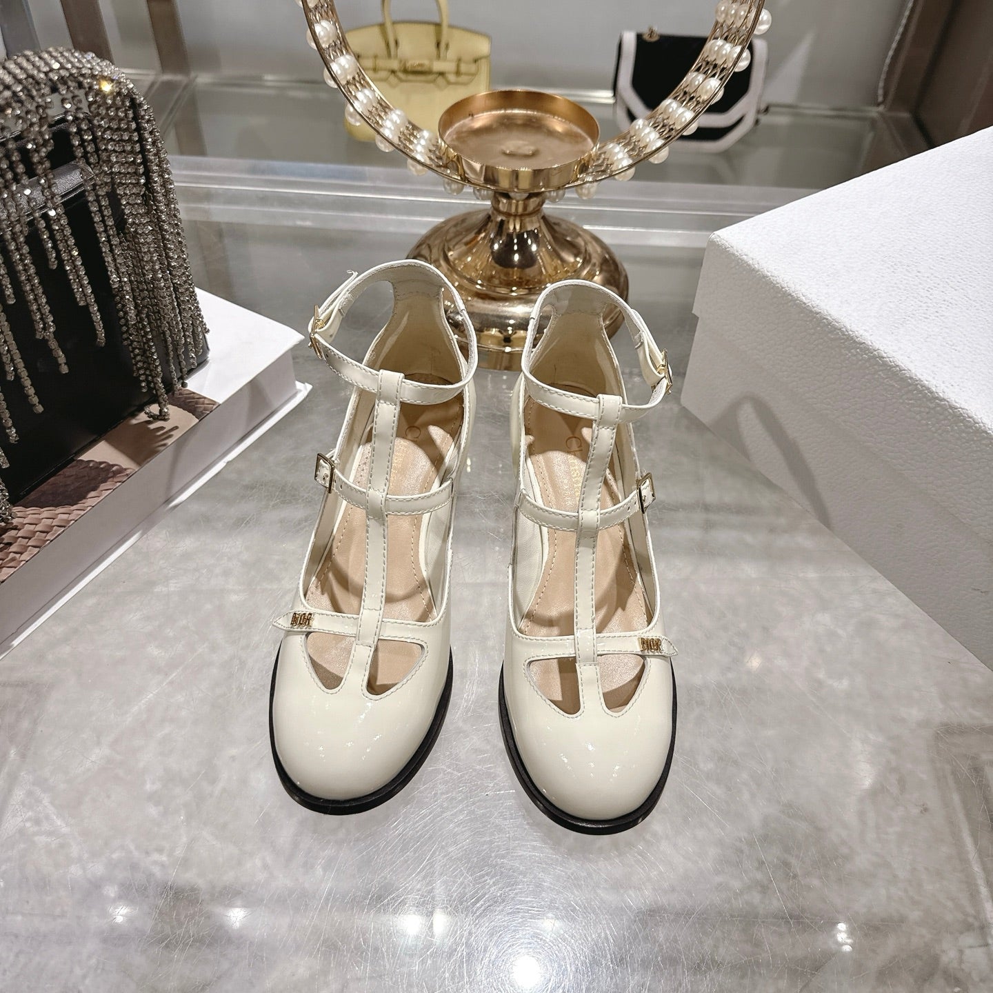 CD 26 Heel Mary Jane 40 Ivory Patent Leather 592224