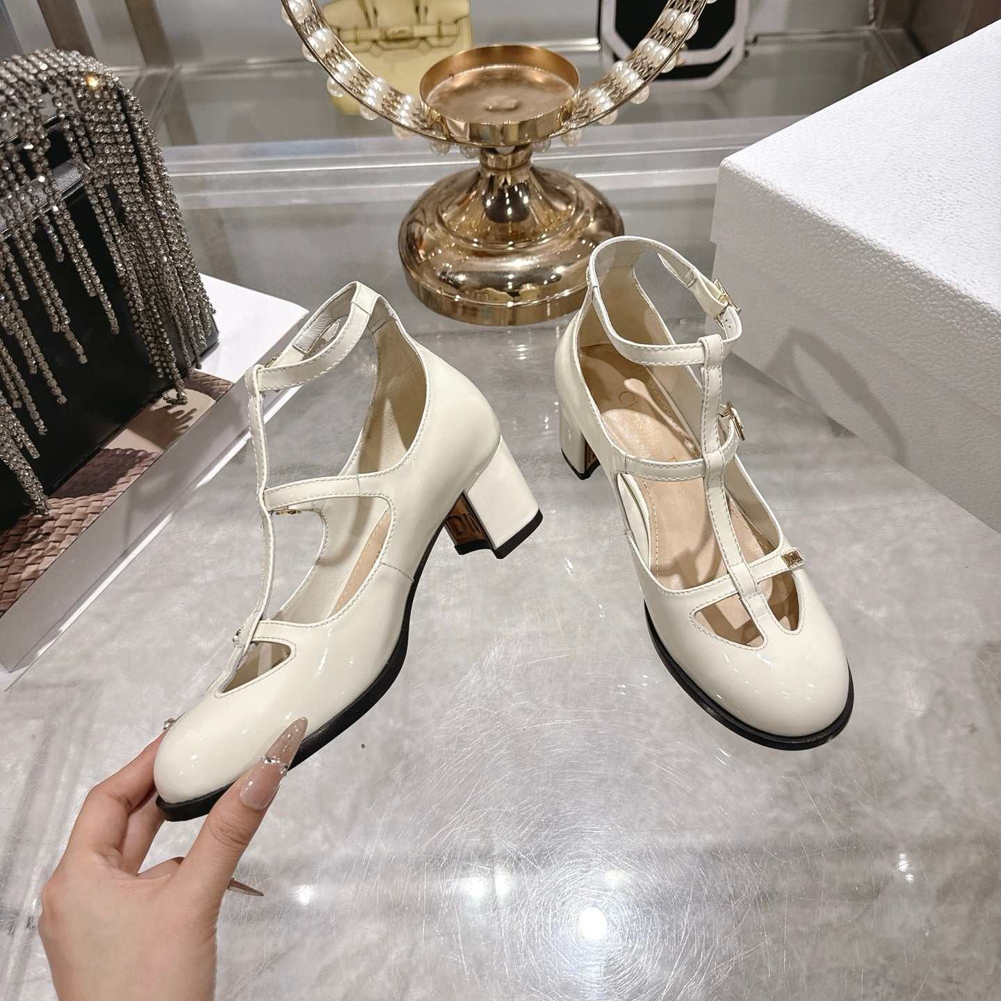 CD 26 Heel Mary Jane 40 Ivory Patent Leather 592224