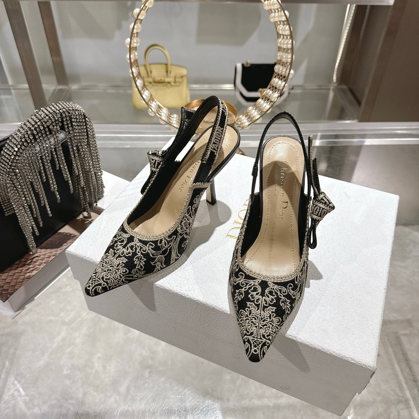 CD 26 Slingback Metallic Floral Embroidery 85mm Black Gold Tweed 592233