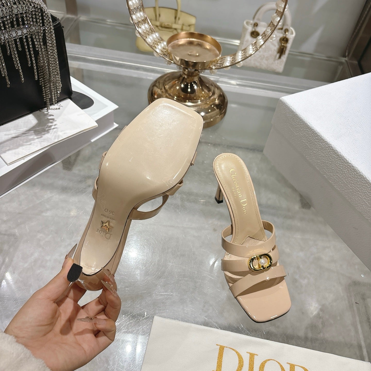 CD 26 High-Heeled Sandals 75mm Beige Patent Leather 592257