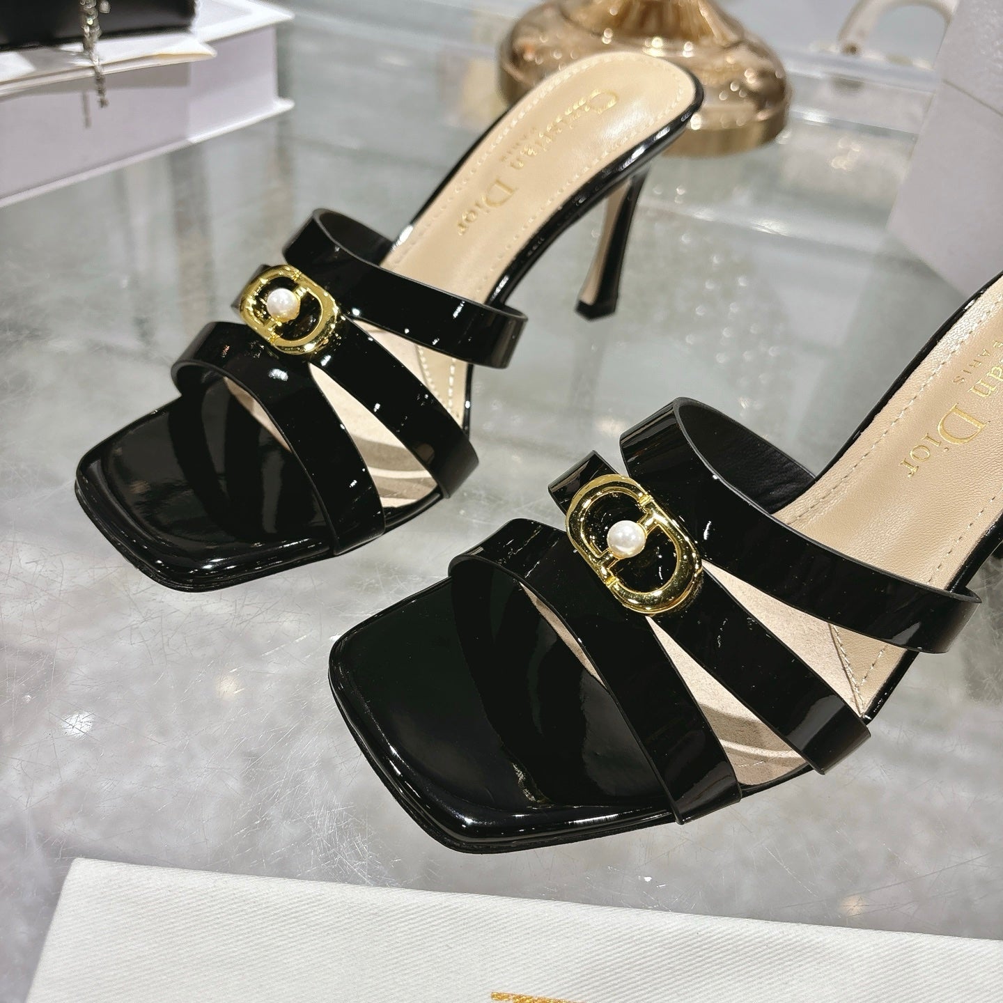 CD 26 High-Heeled Sandals 75mm Black Patent Leather 592258