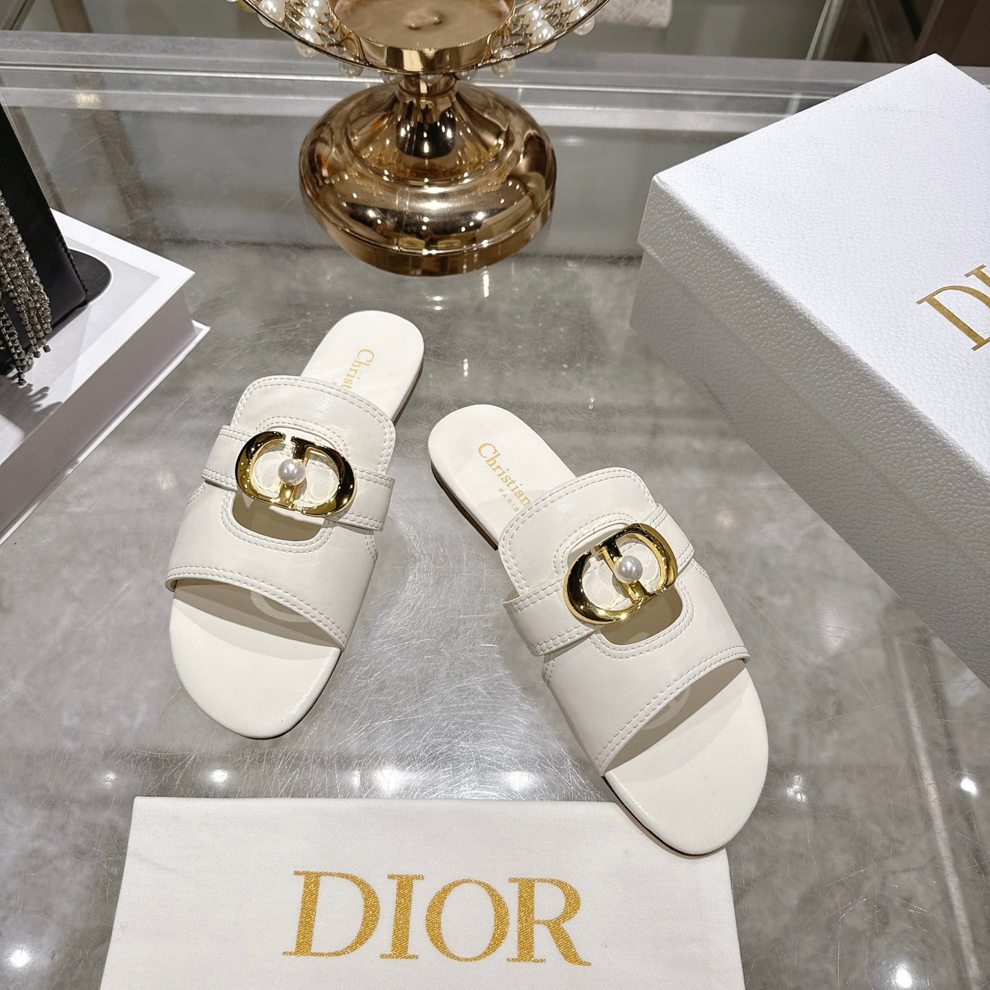 CD 26 Chunky Heel Sandals White Leather 592272