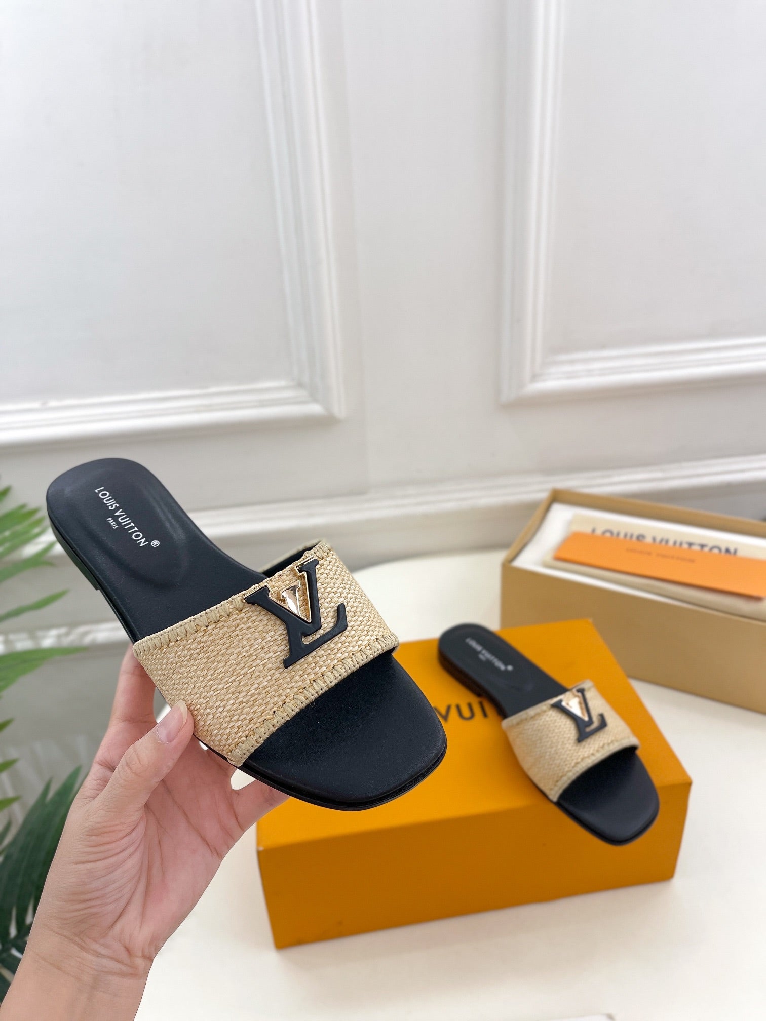 lv capri flat mule beige raffia black calfskin