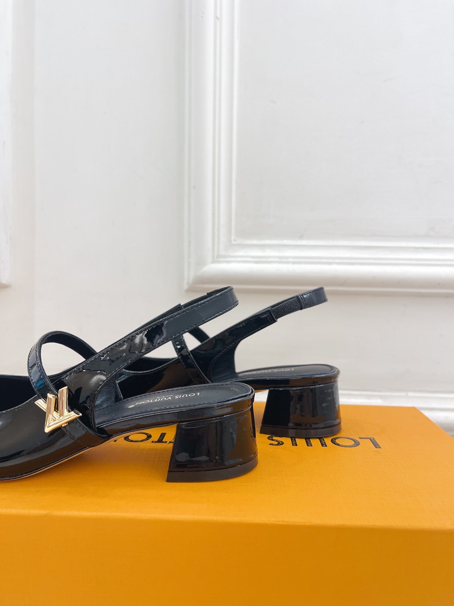 LV Romy Slingback Pump 35mm Glossy Black Lambskin