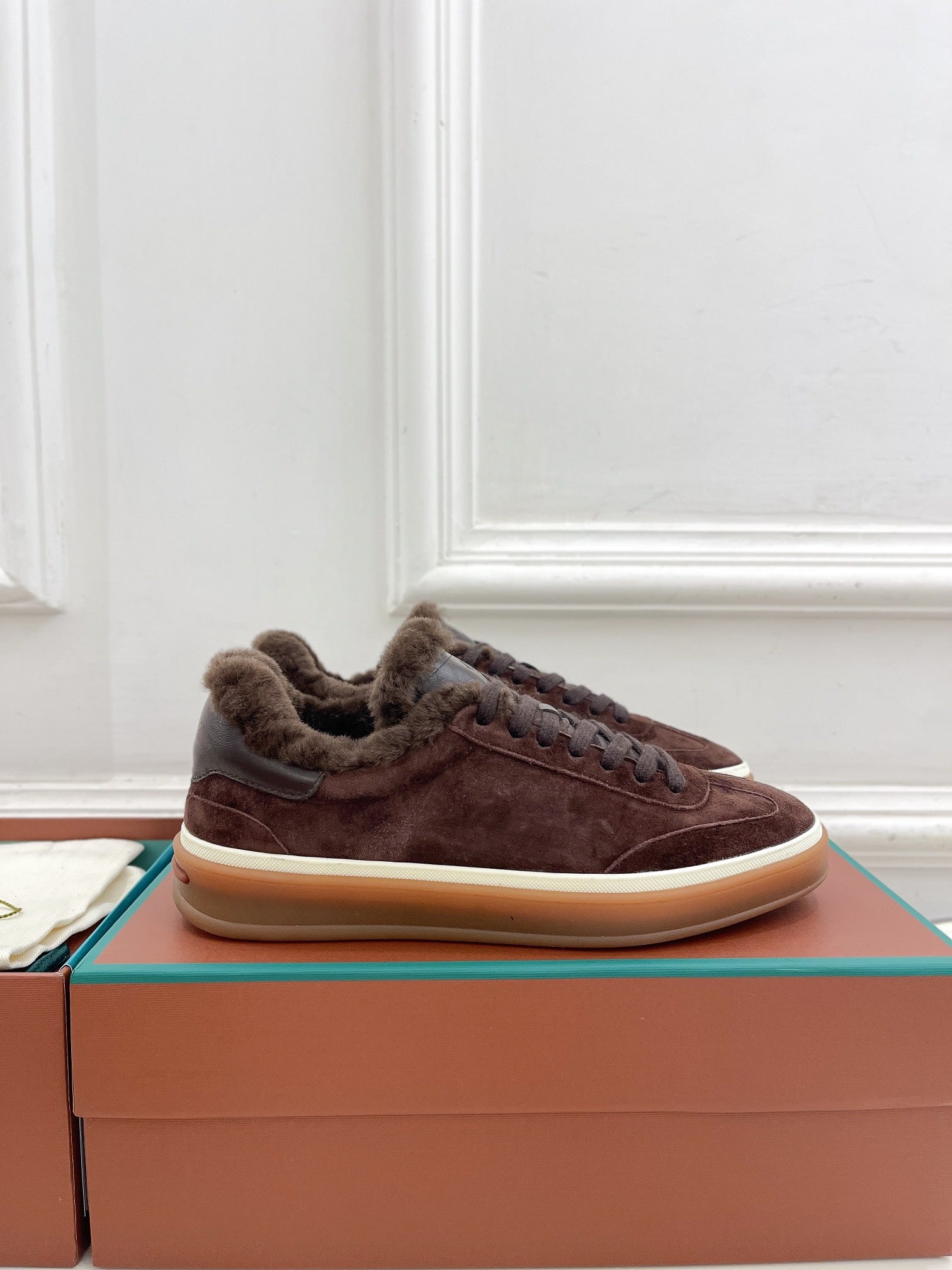 LP Tennis Walk Sneaker In Earth Brown Suede Lined With Wool Fleece 988266