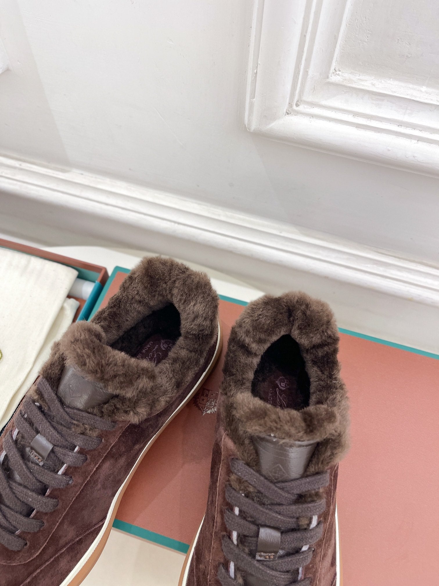 LP Tennis Walk Sneaker In Earth Brown Suede Lined With Wool Fleece 988266