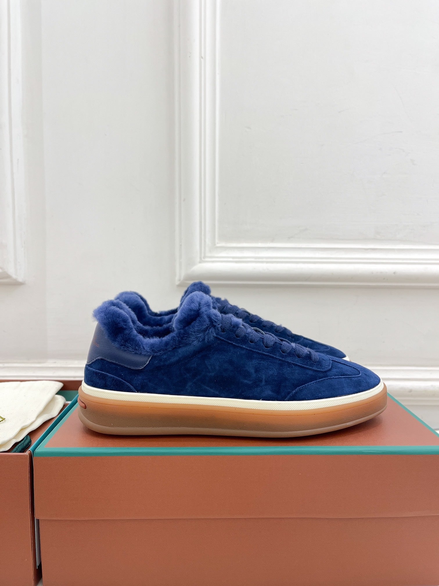 LP Tennis Walk Sneaker In Navy Blue Suede Lined With Wool Fleece  988268