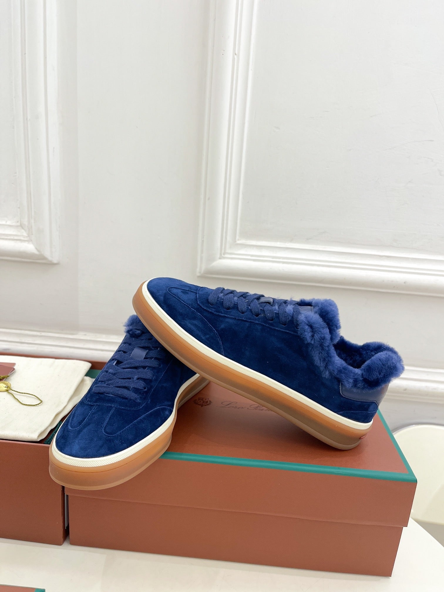 LP Tennis Walk Sneaker In Navy Blue Suede Lined With Wool Fleece  988268
