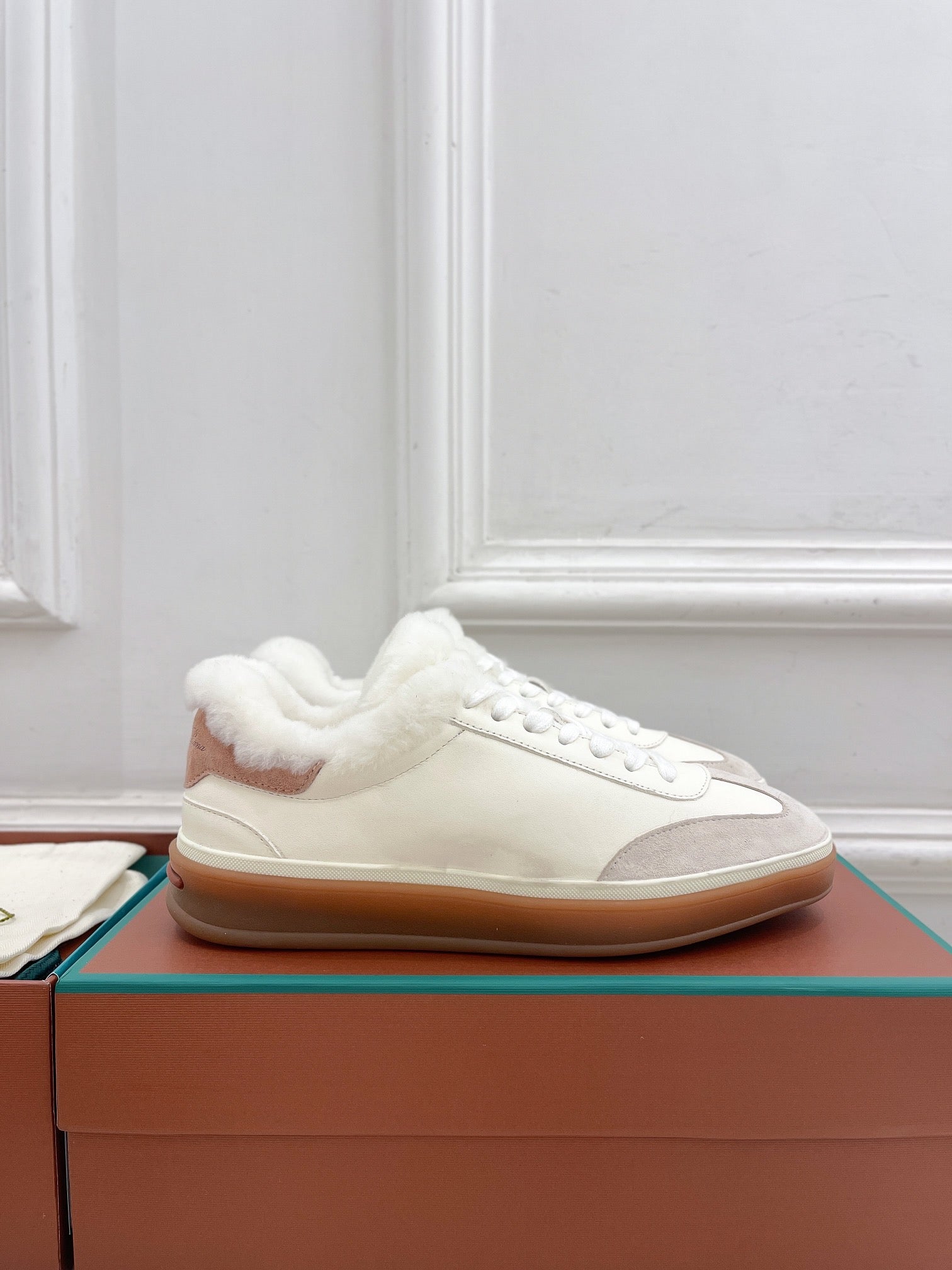 LP Tennis Walk Sneaker In White Grey Lambskin Lined With Wool Fleece 988264