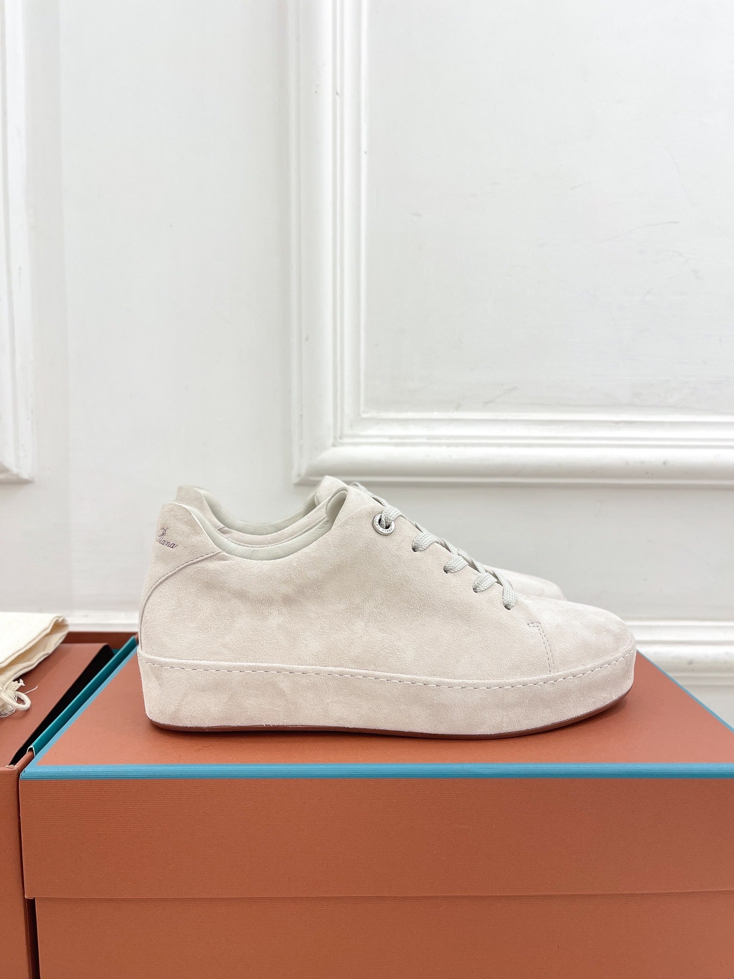 LP Nuage Sneaker In White Suede  988279