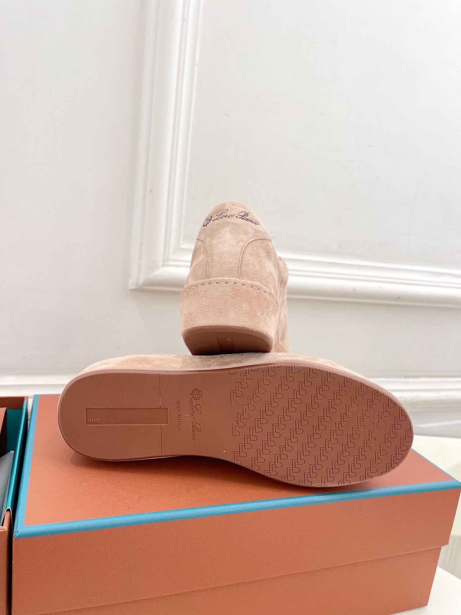 LP Nuage Sneaker In Light Pink Suede 988289