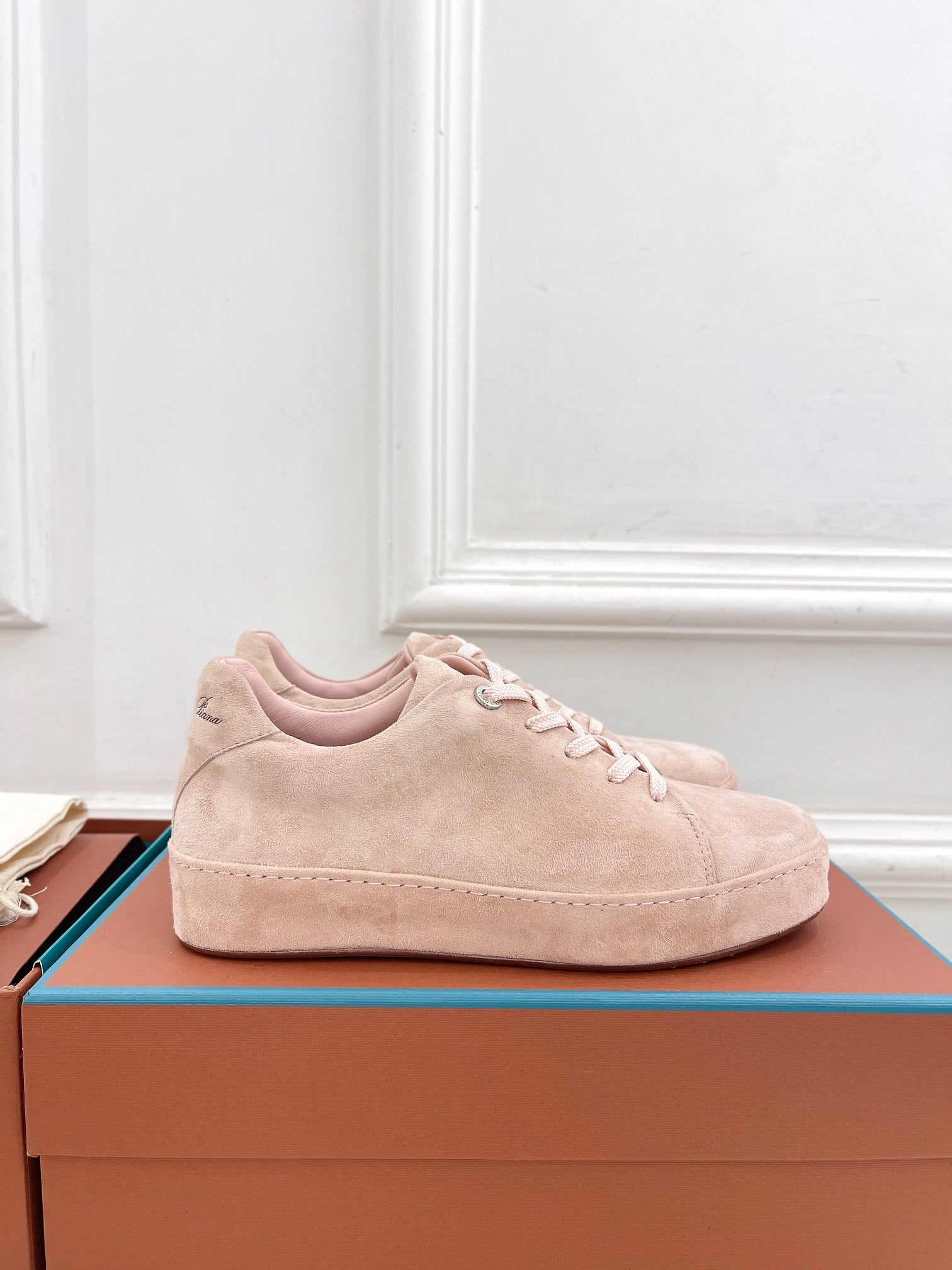 LP Nuage Sneaker In Light Pink Suede 988289