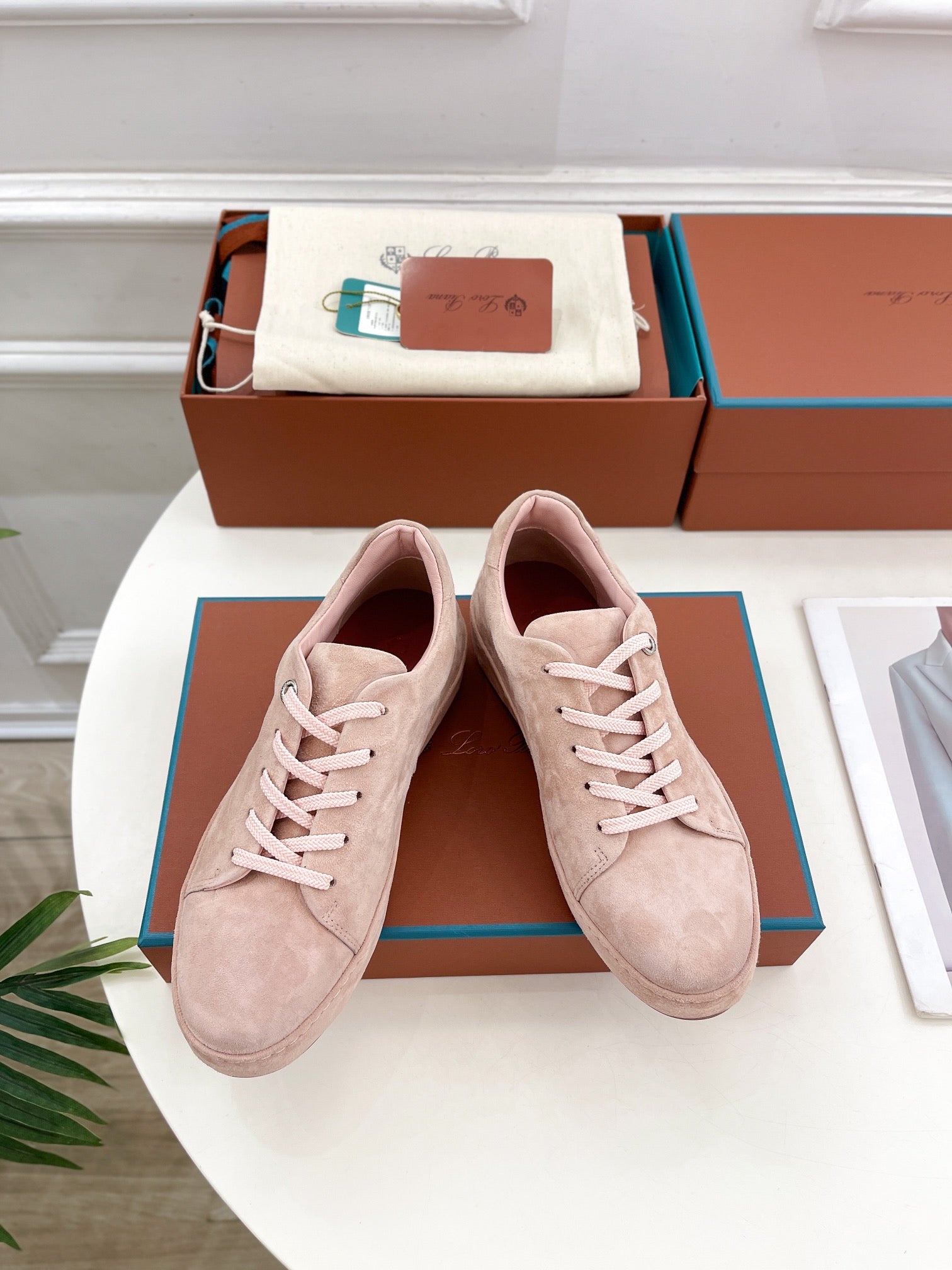 LP Nuage Sneaker In Light Pink Suede 988289