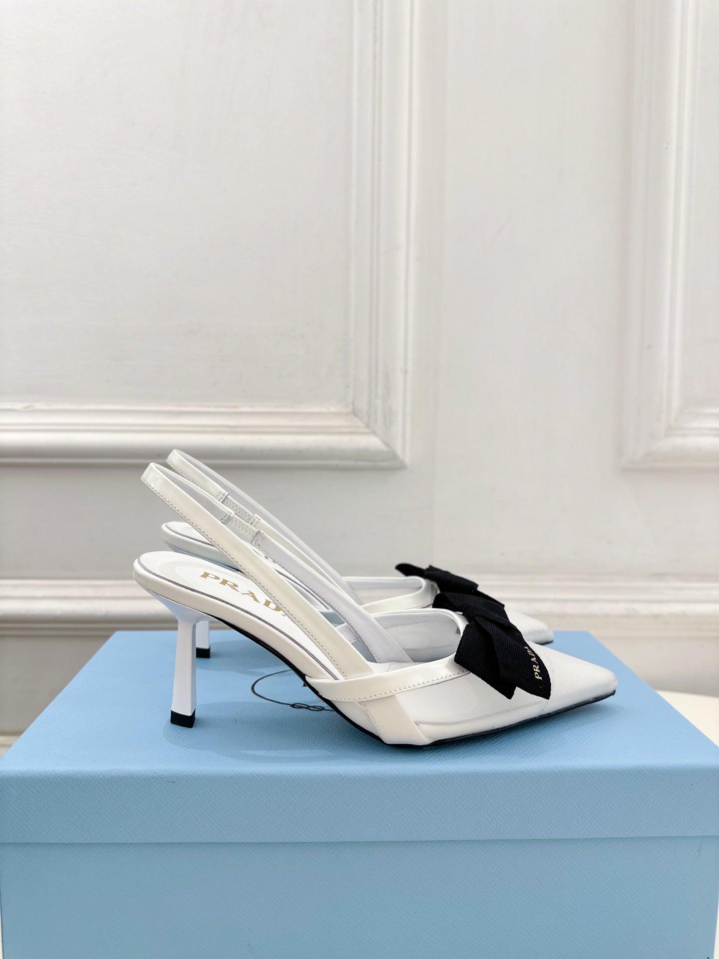 PRA 26S Pointed-Toe Slingback 75 White Mesh Sheepskin 631962