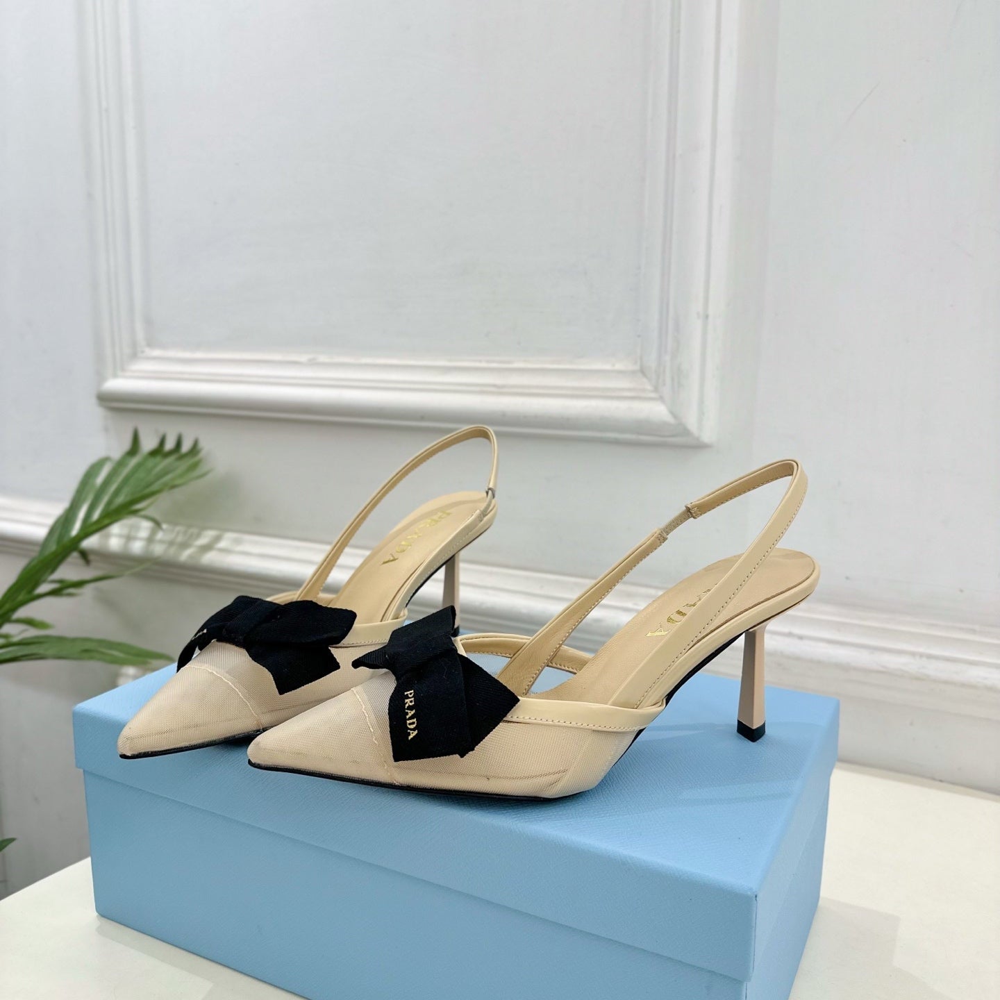 PRA 26S Pointed-Toe Slingback 75 Beige Mesh Sheepskin 631963