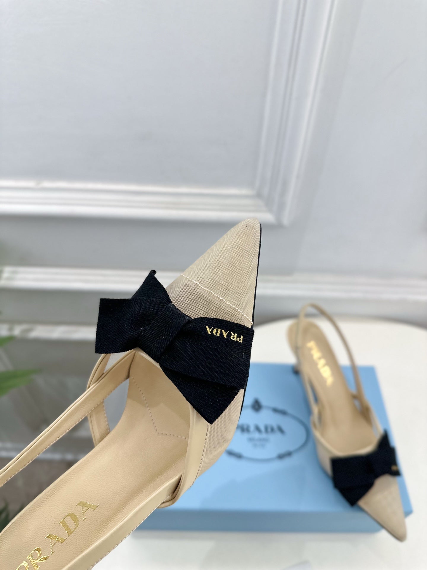 PRA 26S Pointed-Toe Slingback 75 Beige Mesh Sheepskin 631963