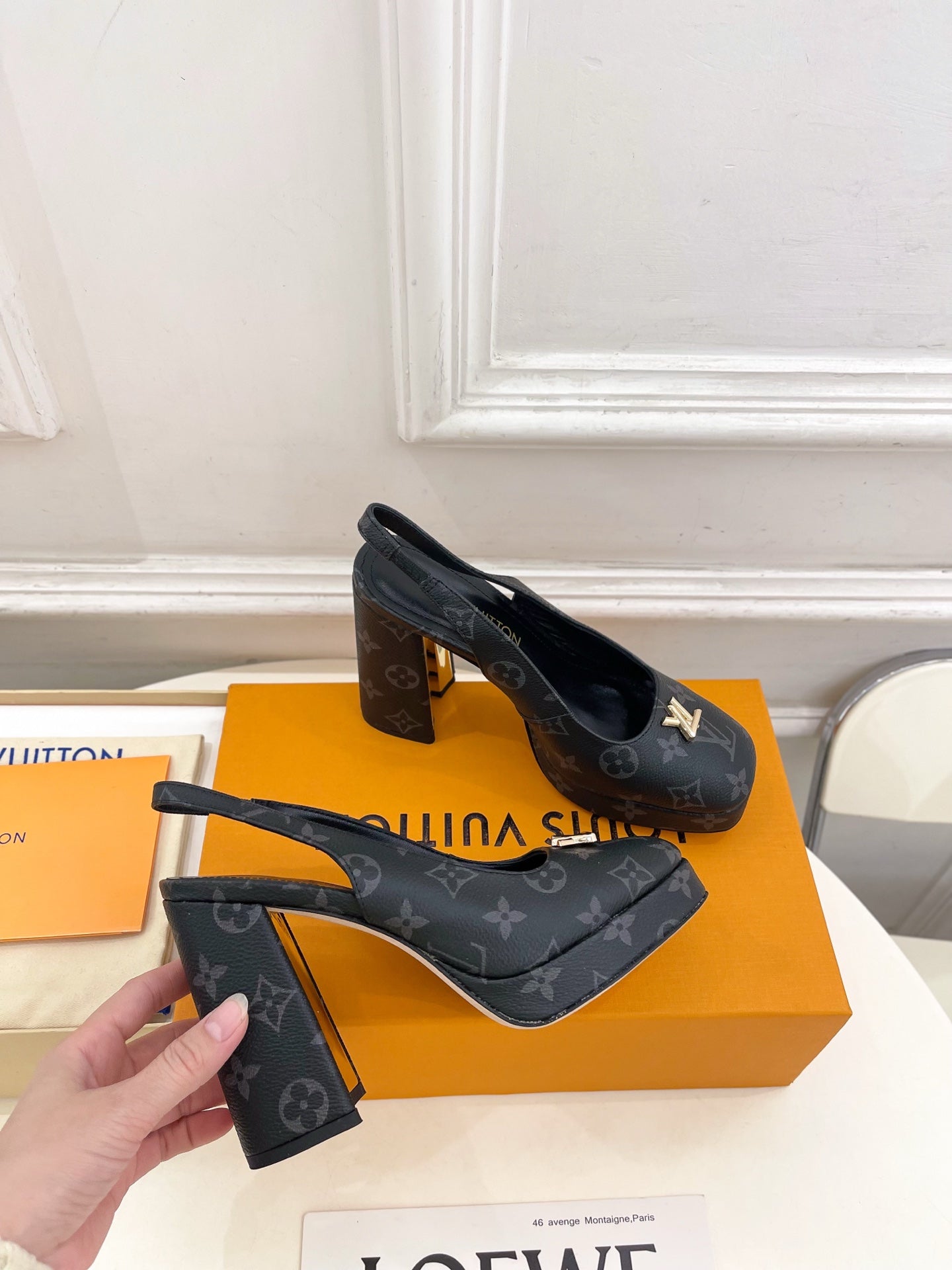 LV 26ss Platform Sandals 110 Black Monogram Leather 631923