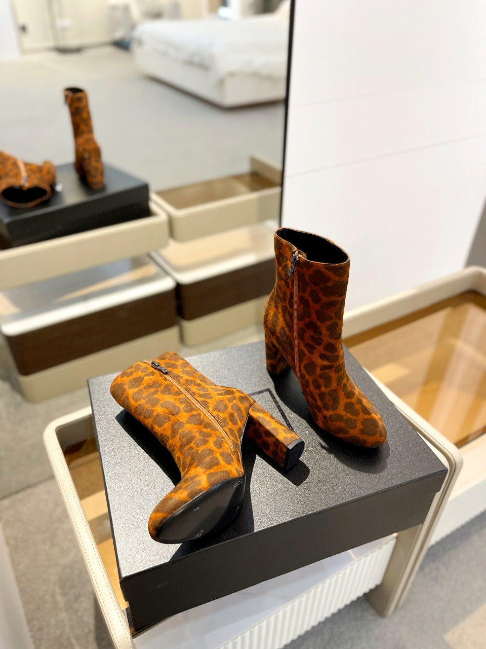 SL HONORÃ‰ BOOTIES LEOPARD BRICK SUEDE