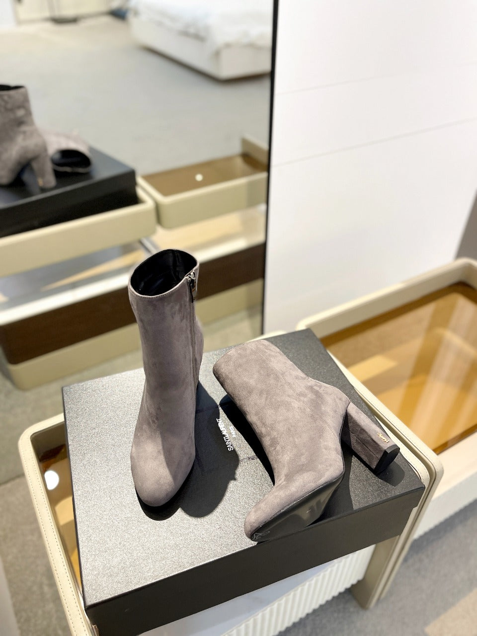 SL HONORÃ‰ BOOTIES GRAY SUEDE