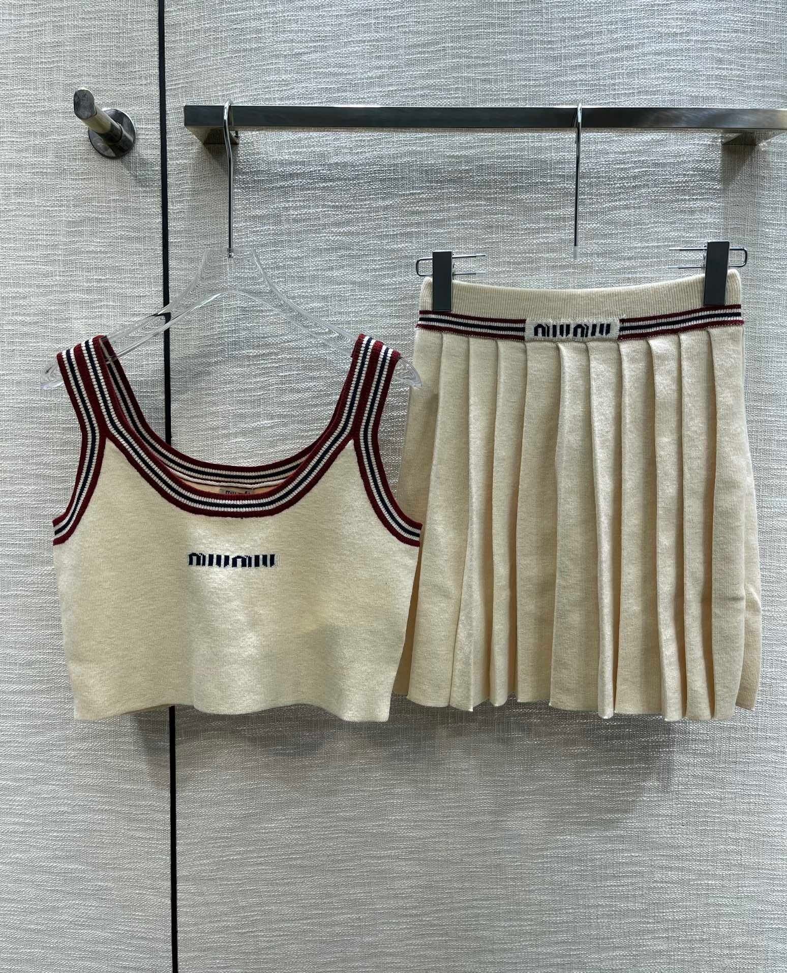 Miu Beige Tank Top and Skirt
